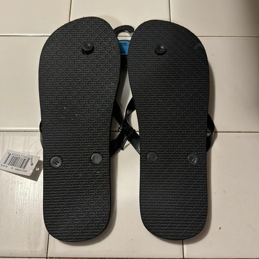 Disney NWT Black Standing Mickey Mouse Men's Flip Flops Size M - Discontinued